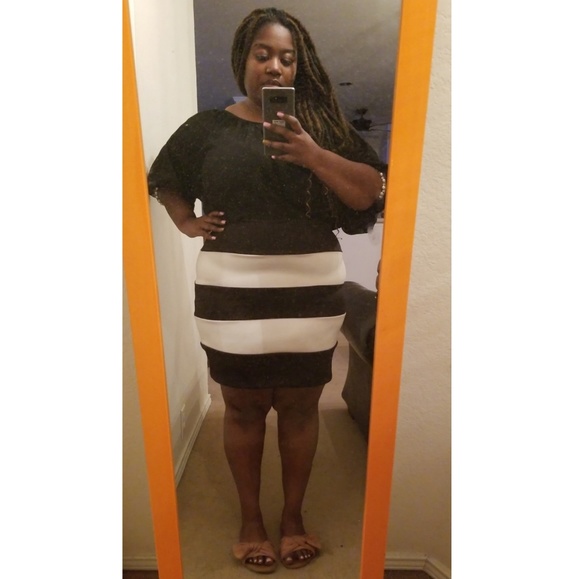 *Black & White Sheer Dress w/Stripes & Pearls* - Picture 5 of 8